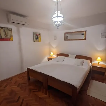 Nyaraló Bozo Žrnovo